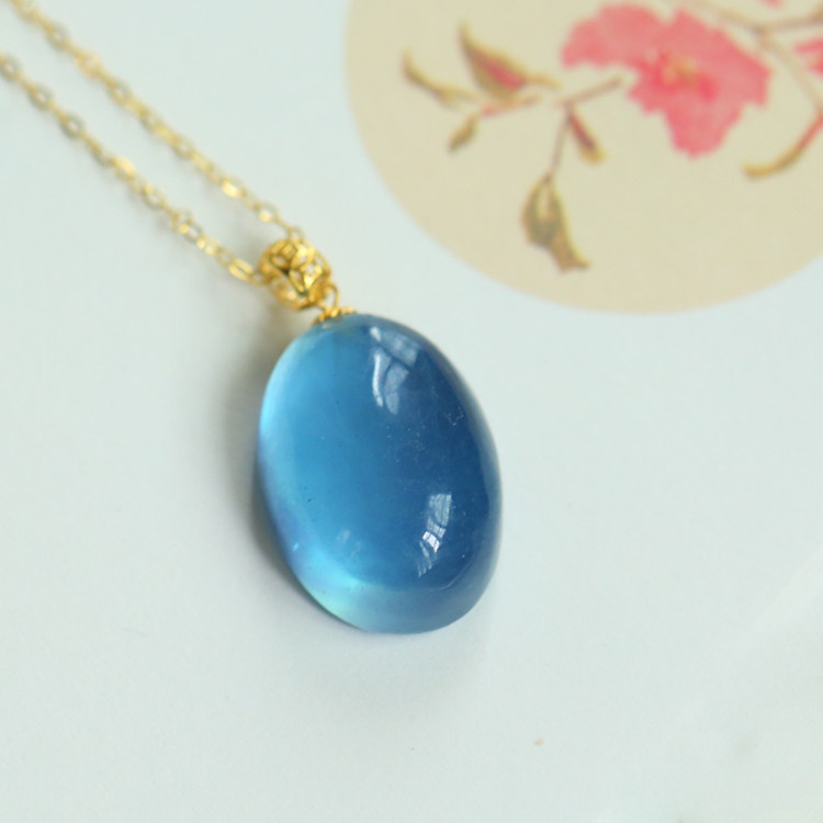 Natural Aquamarine Pendant Exquisite Small Clavicle Versatile Necklace Egg Face 18K Gold Buckle Gemstone Sweet Beauty Gift