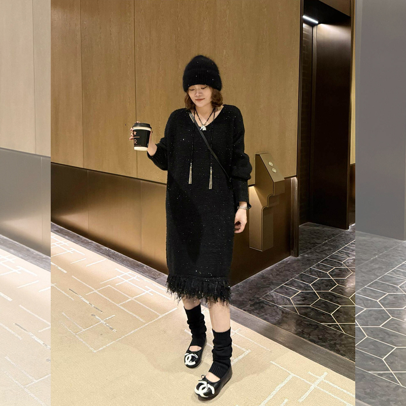 Ye Dafei Ydfstudio Niche Brand Gentle Trap European-Style Gentle Tassel Patchwork Sequin Knit Dress