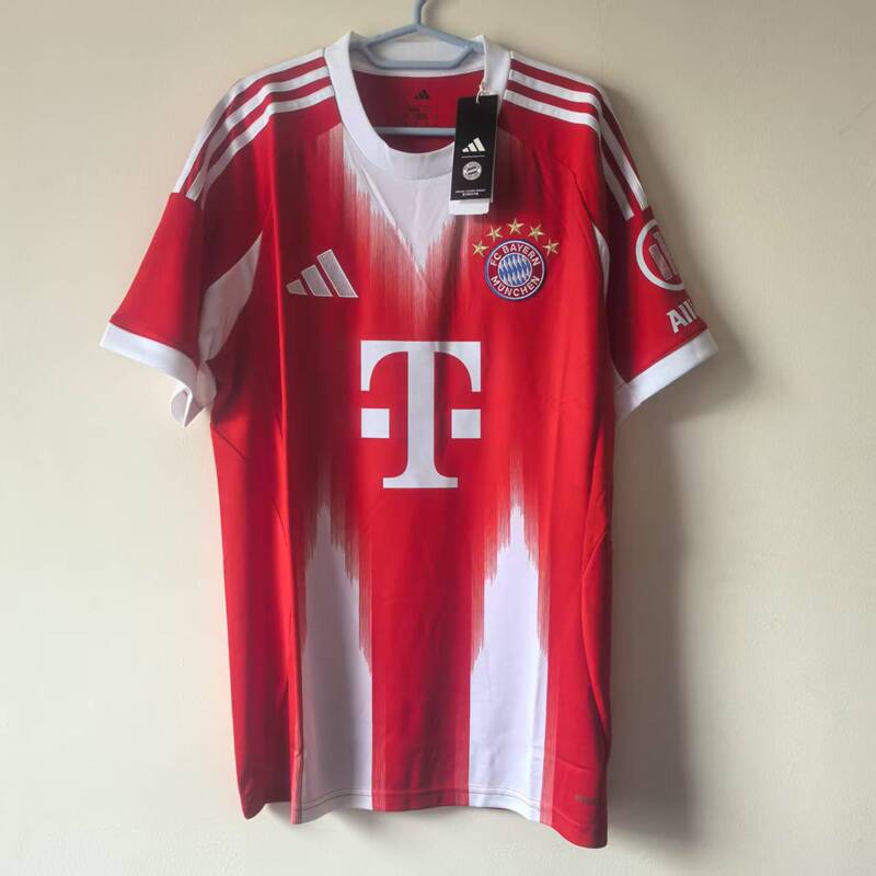 Bayern Munich 25-26 Season Home Jersey, with Number 25 Muller and Other Names Printed, Jj2137