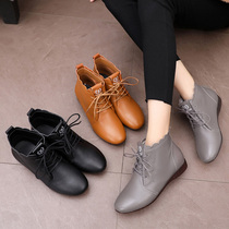 Short boots Women spring and autumn 2021 New flat boots leather soft sole shoes casual winter plus velvet middle-aged mother shoes