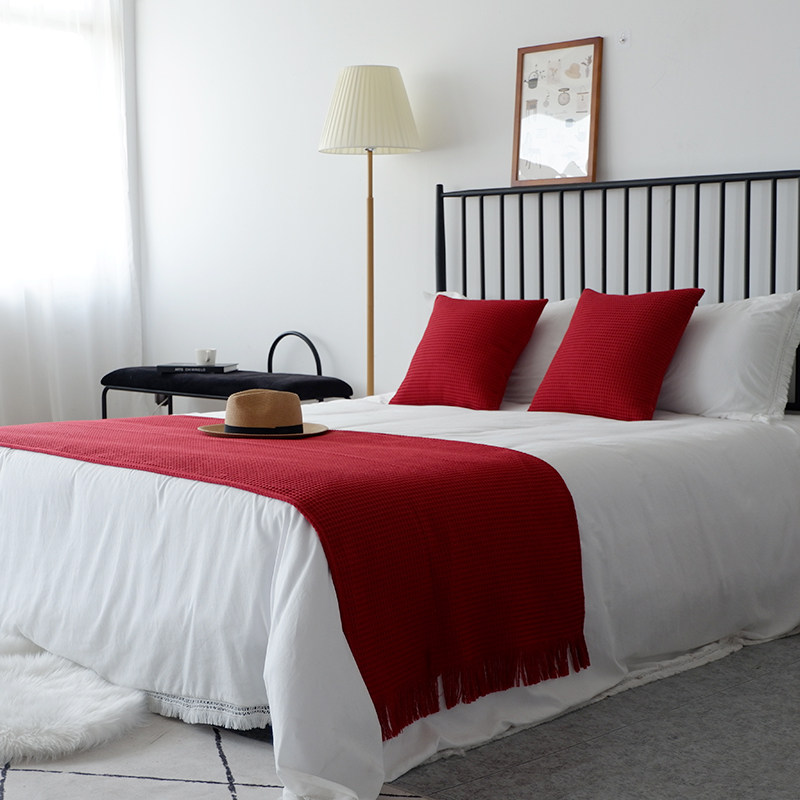 Wine red blanket bed end blanket ins Nordic bed blanket wedding sofa blanket wedding with festive red bed flag