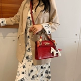 Красная портативная сумка через плечо для невесты, небольшой ремешок для сумки, премиум класс, в западном стиле