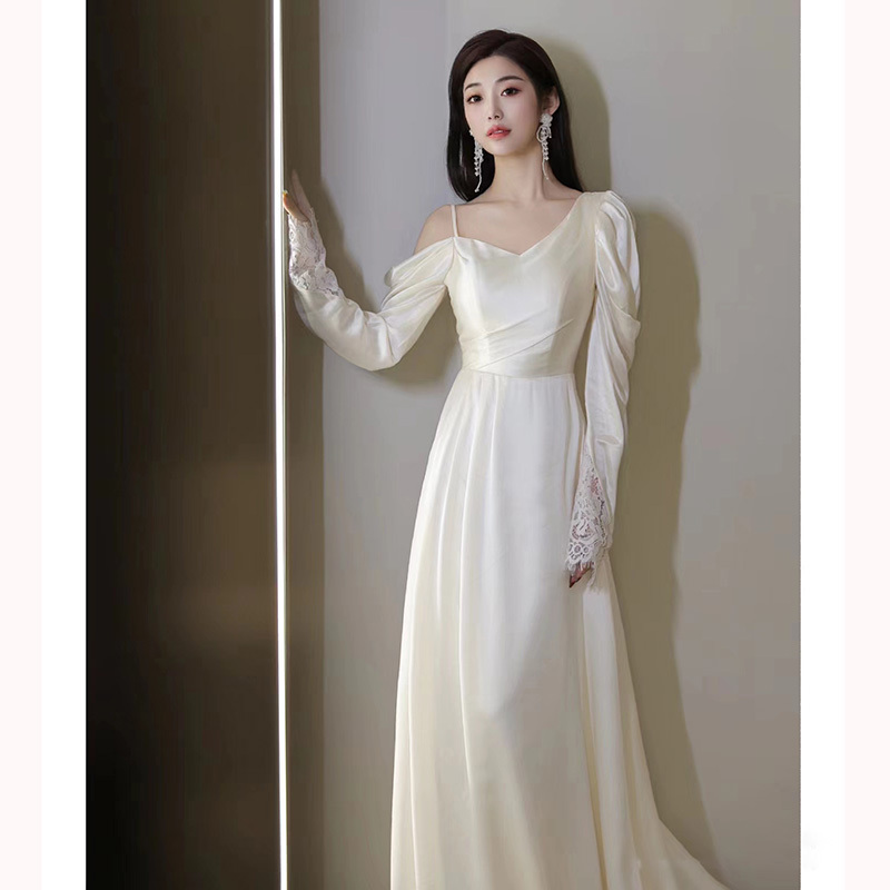 2026 French-Style New Light Wedding Dress, Satin Bride's Long-Sleeve High-End Light Luxury Niche Reception Dress with a Small Train