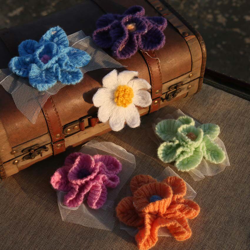 Yarn hook flower diameter 13 cm
