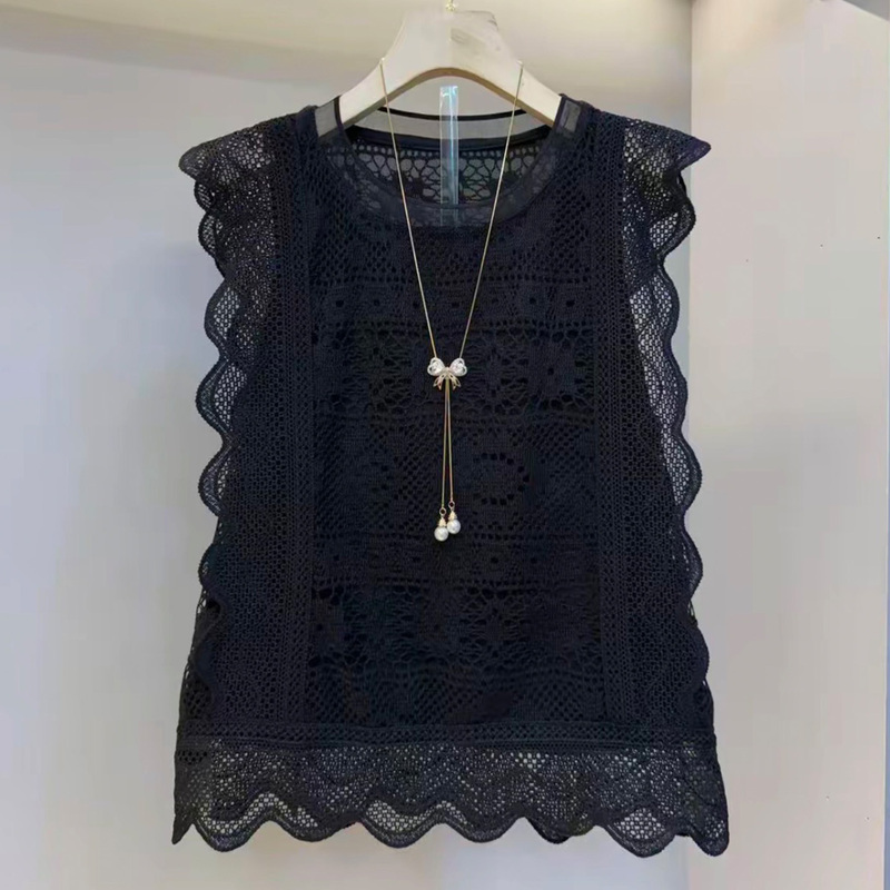 Plus-Size Women's Stylish Hollow-Out Design Flutter-Sleeve Versatile Blouse, Summer Wear, Large Size, Slimming, High-End Lace Top for Women Plus-Size Women's Stylish Hollow-Out Design Flutter-Sleeve Versatile Blouse, Summer Wear, Large Size, Slimming, High-End Lace Top for Women