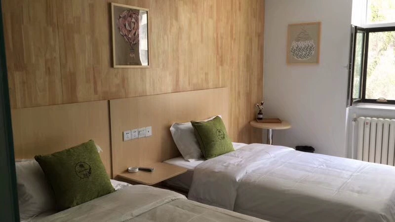 Nhà máy bán trực tiếp nội thất khách sạn giường tiêu chuẩn phòng đầy đủ phòng khách sạn cho thuê nhà nội thất khách sạn tùy chỉnh