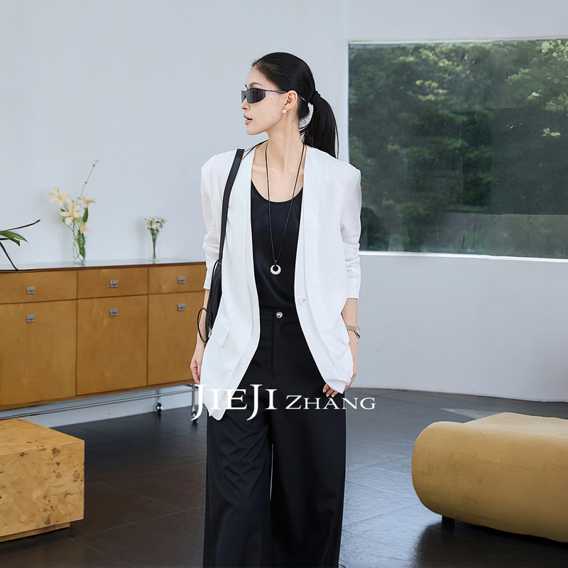 Zhang Qi Jiejizhang [Wuyu Bailan] White Sun-Protective Blazer for Women, Summer Thin Suit Jacket, Air-Conditioning Shirt