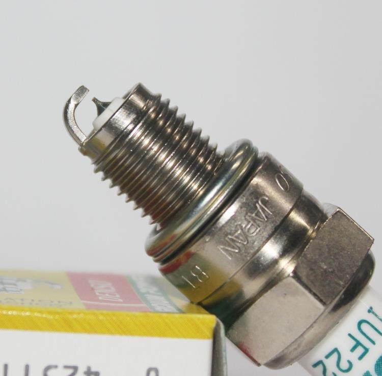 Electrosynthesis Iridium Gold Spark Plug Suitable for Honda CM125 CA CBT Tianhong Euping 50 70 90125250