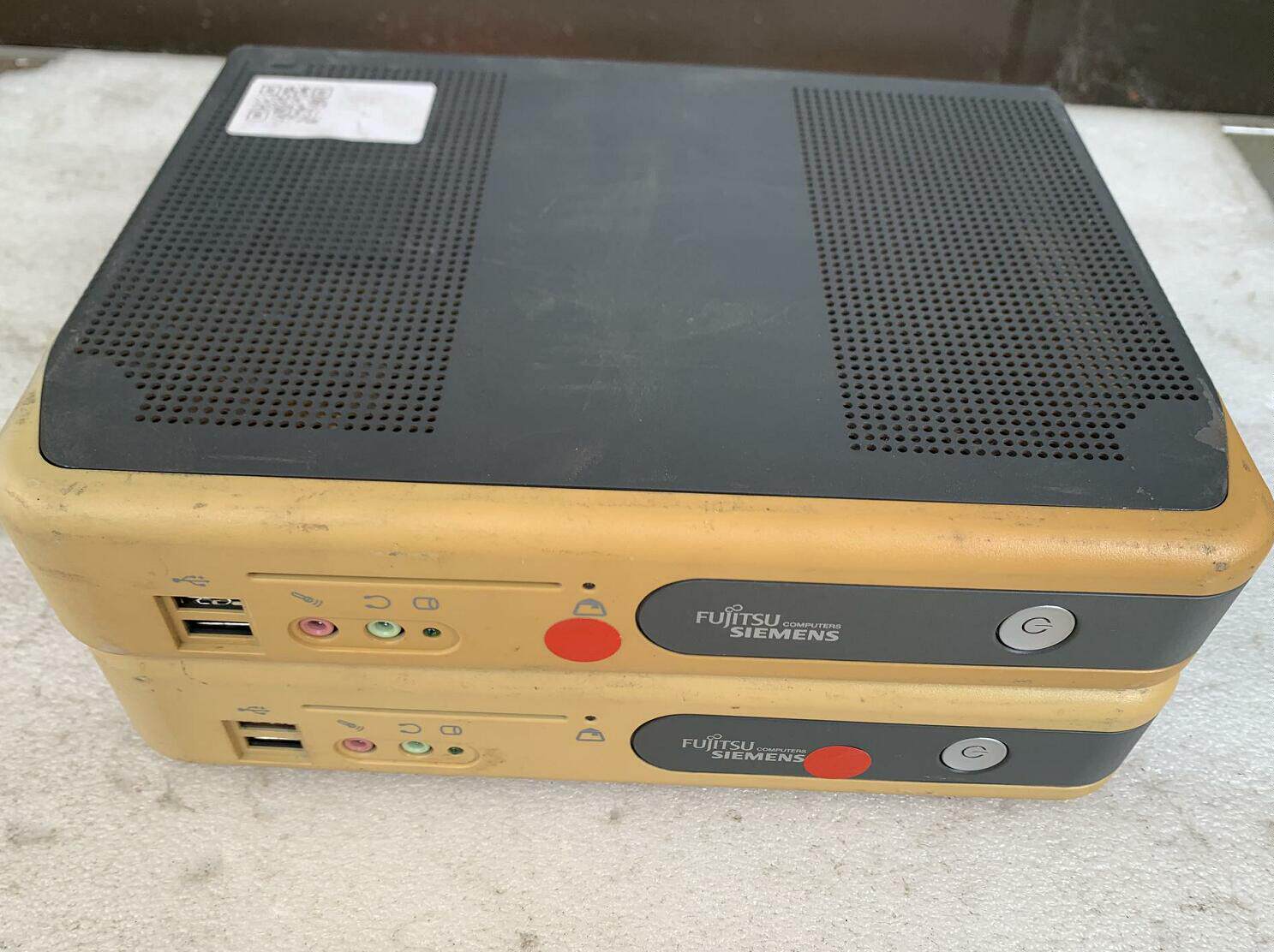 Fujitsu Siemens FUTRO S400 TR53A0 T7B091761 K522V760-DEG70