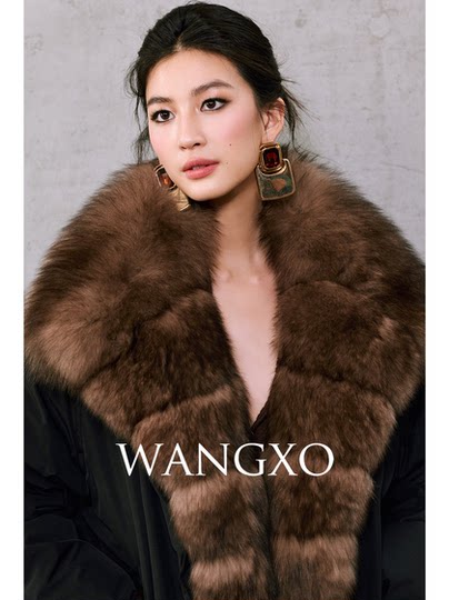 Wangxo｜High-Density, Windproof and Water-Repellent 90% White Duck Down｜Detachable Fox Fur Large Lapel down Jacket