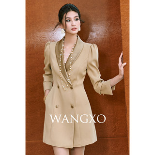 Wangxo｜High-Density Twill Woven with Acetate Satin｜Haute Couture Green Fruit Collar Waist-Cinching Straight-Shoulder Blazer Dress