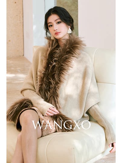 Wangxo｜Fine Shimmering Wool Spliced with Heavy Raccoon Fur Strips｜Horizontal Ribbed Batwing Sleeve Lazy Knit Cardigan