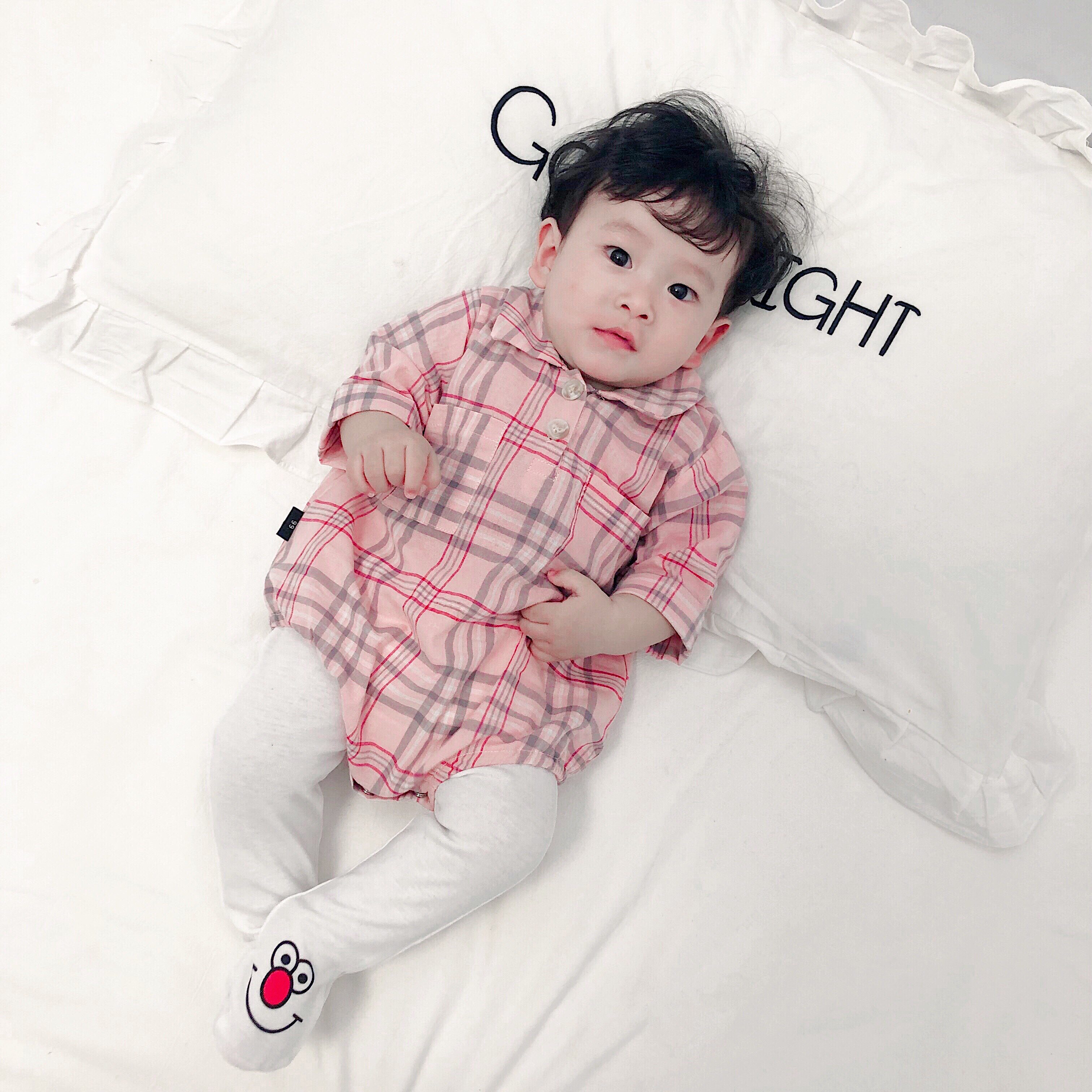 Baby jumpsuit 100 days old baby fashion handsome checkered bag fart jumpsuit shirt jumpsuit 2022 spring and autumn