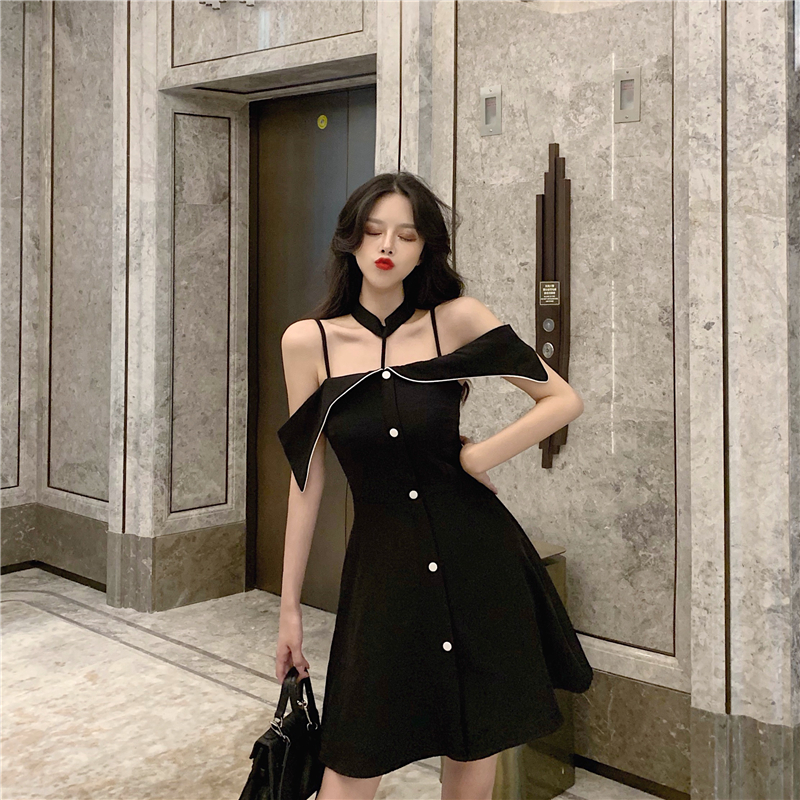 VK旗艦店 韓國風一字領性感單排扣短袖洋裝