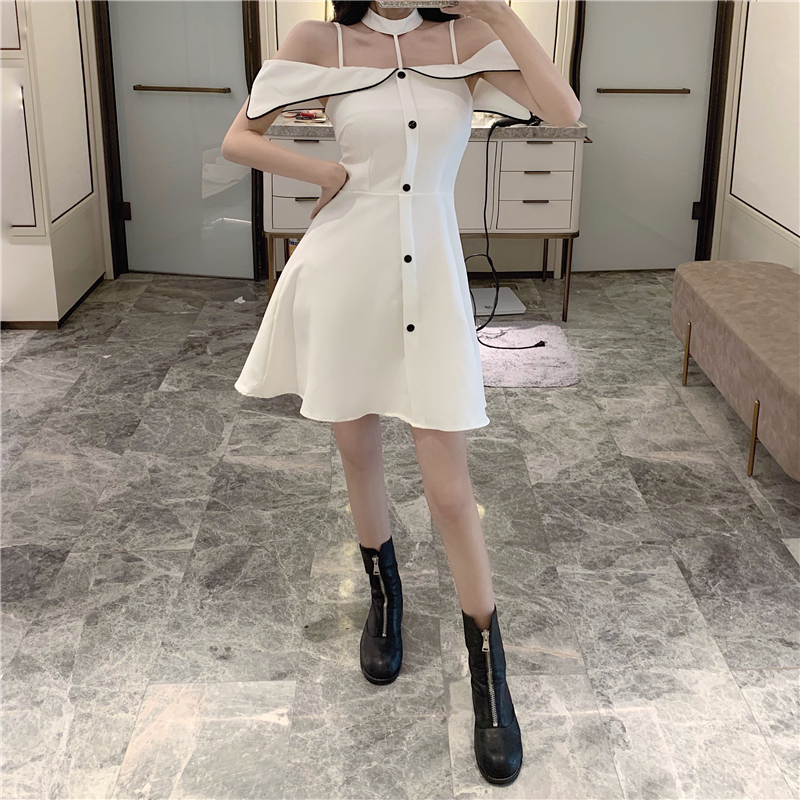 VK旗艦店 韓國風一字領性感單排扣短袖洋裝