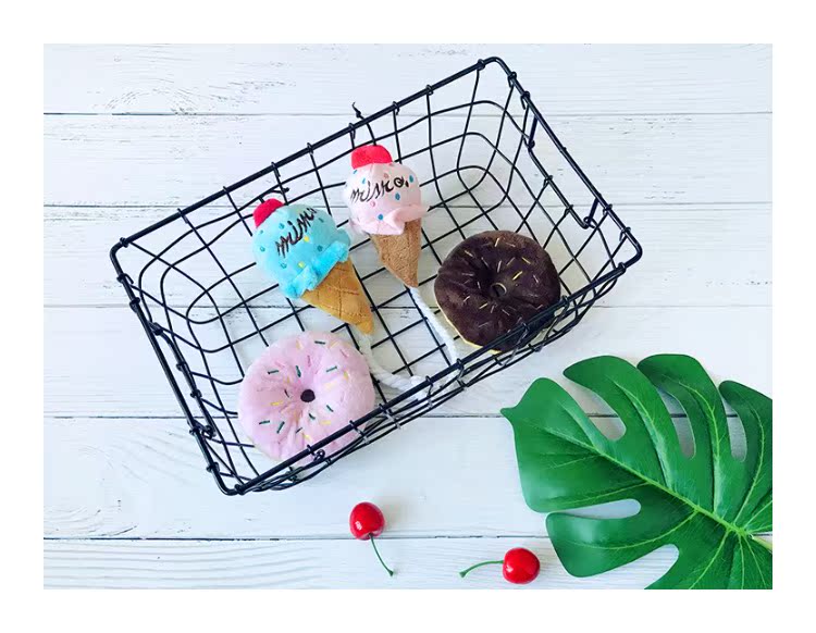 Pet cung cấp Teddy dog ​​mèo pet đồ chơi hình nón donut đồ chơi âm thanh sang trọng - Mèo / Chó Đồ chơi đồ chơi cho mèo con