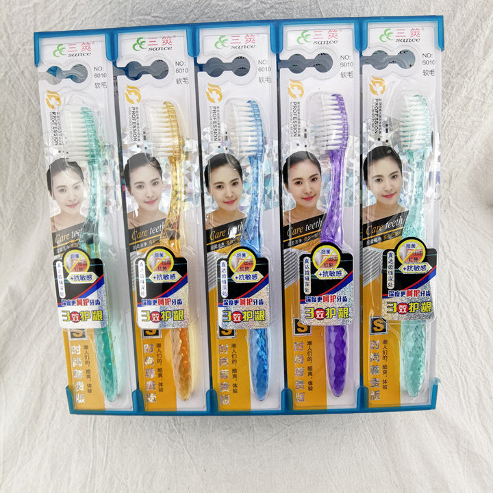 D1324 6010# Crystal Toothbrush 30 Oral Care Cleaning Supplies Family Travel Pack Yiwu 2 yuan