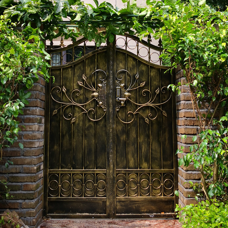 Outdoor Patio Door Seal Plate Iron Art Door Theft-style Luxury Villa Door Imitation Ancient Wall Fence Entrance Double Door