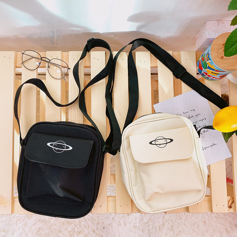 Day Department original Cebu Bau Bau ulzzang South Korea Ins retro brief port Wind students Slanted Scapegoat bag for women's bags
