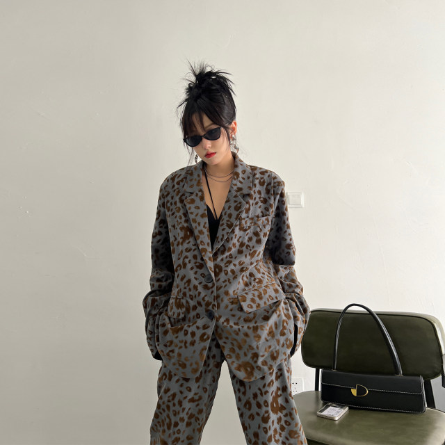 2024 spring and autumn new high-end leopard print suit jacket casual temperament goddess style high-end suit two-piece suit