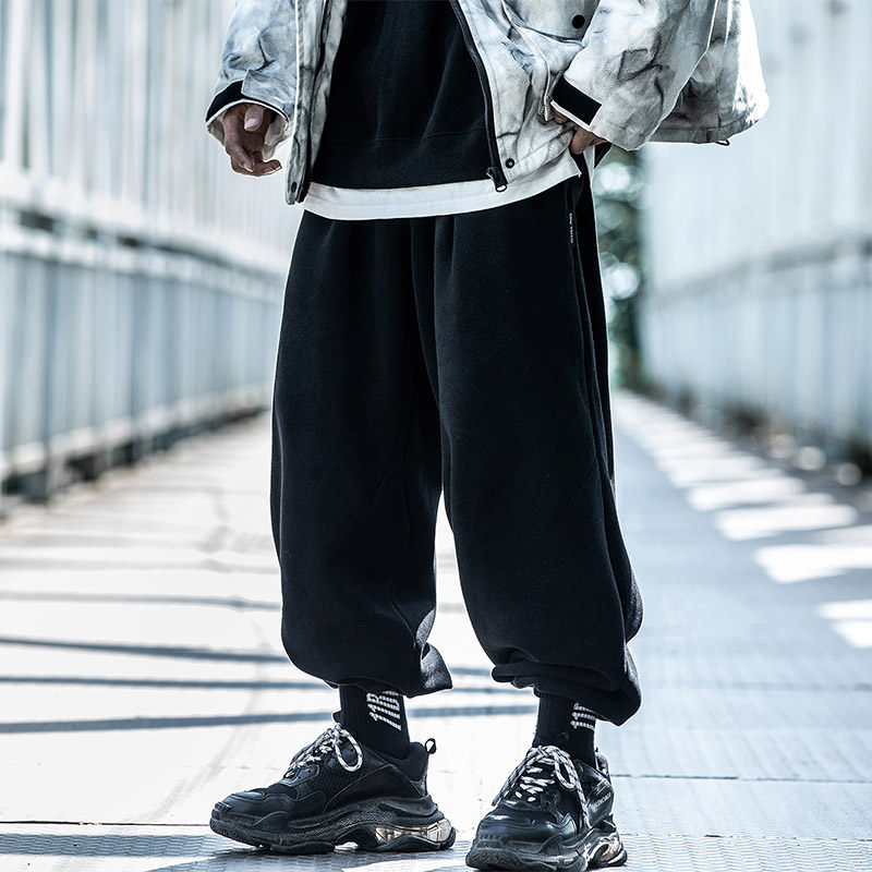 National trend casual trousers Men's loose velvet thickened cigarette tube pants Wild trend autumn and winter sports pants drawstring pants