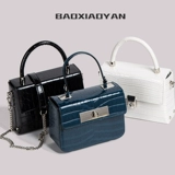 Небольшая сумка, сумка на одно плечо, барсетка, делается под заказ, изысканный стиль, крокодиловый принт