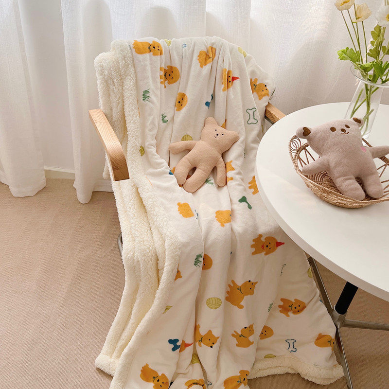 ins teen girl heart lamb suede double blanket thickened office afternoon off cover carpet pro-skin cute little blanket student 