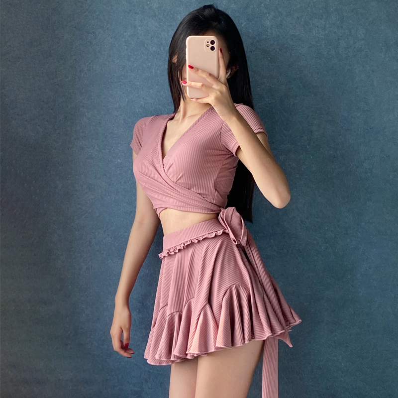 Swimsuit women Summer 2021 new cover slim conservative South Korea Ins Wind student Two style dress sexy fairy Fan