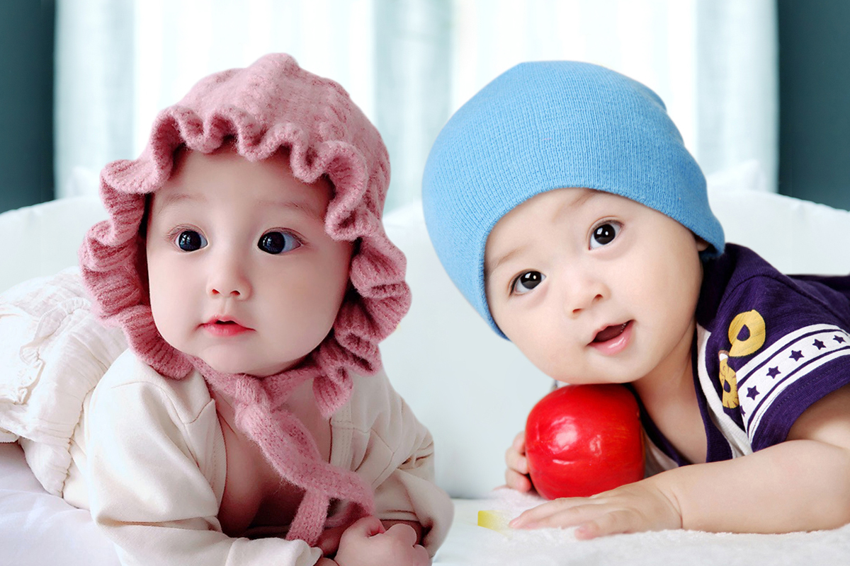 Pretty baby poster wall paste prepared pregnant cute doll photos BB hanging picture baby pictorial pregnant women prenatal education picture photos