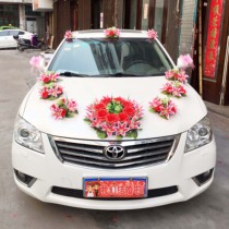 New wedding wedding supplies Korean main wedding car decoration set Bear vice front flower layout
