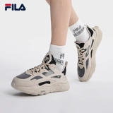 Модная спортивная обувь для влюбленных