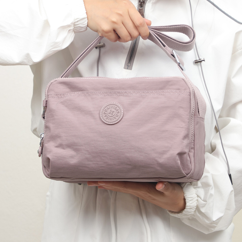 2026 New Medium-Sized Nylon Bag, Single Shoulder Crossbody Small Bag, Casual Versatile Water-Repellent Women's Bag, Lightweight and Large Capacity 2026 New Medium-Sized Nylon Bag, Single Shoulder Crossbody Small Bag, Casual Versatile Water-Repellent Women's Bag, Lightweight and Large Capacity