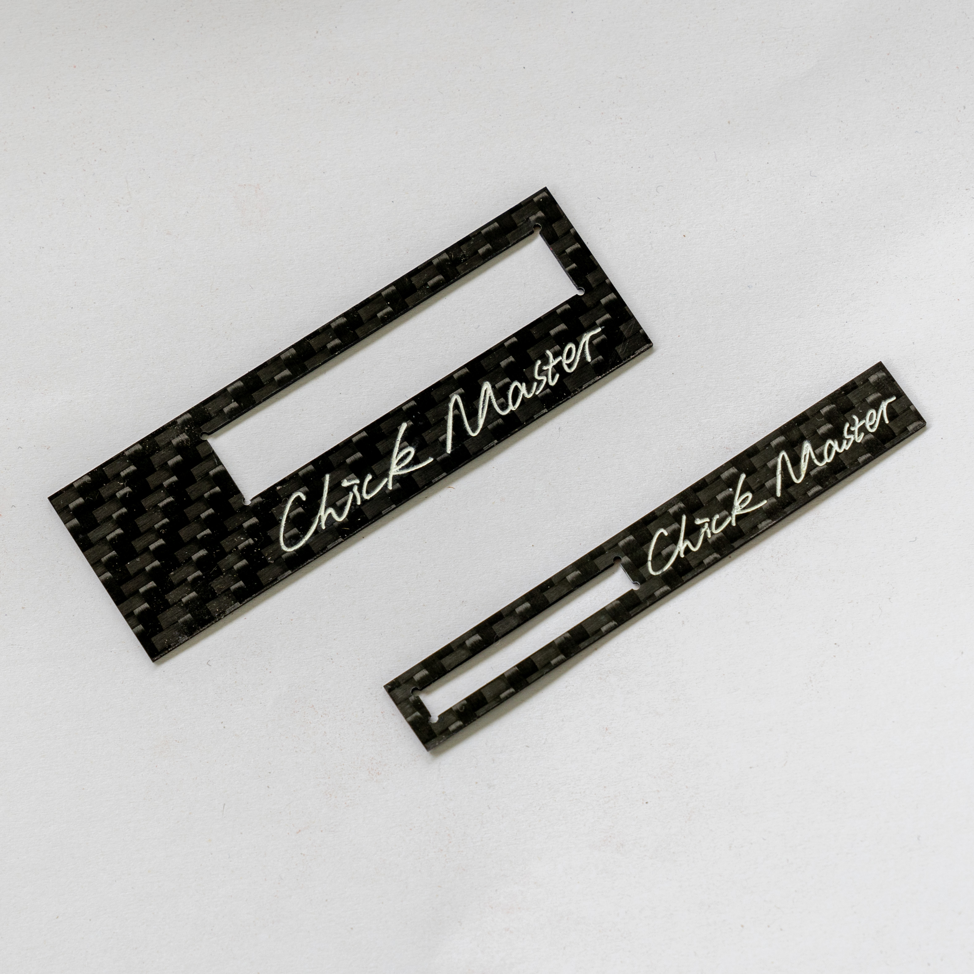 Shock wave CM chicken brand grinding plate hollow carbon fiber protrusion details around the parting line sun sand