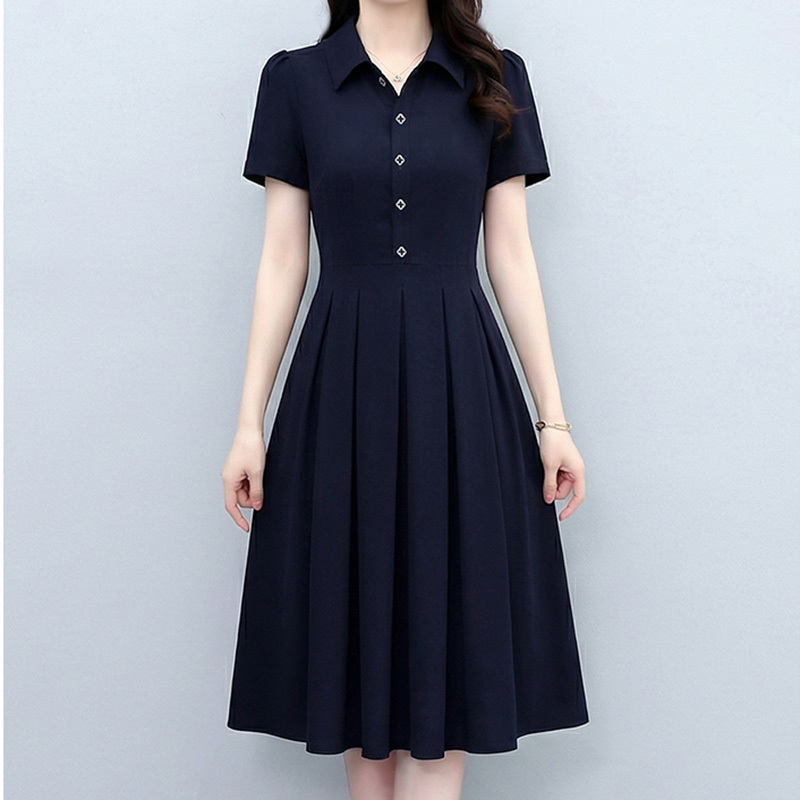 Elegant Shirt Dress for Petite Mothers, 2026 Summer New Style, Slim Fit, Waist-Cinching, Slimming, Mid-Length Dress Elegant Shirt Dress for Petite Mothers, 2026 Summer New Style, Slim Fit, Waist-Cinching, Slimming, Mid-Length Dress