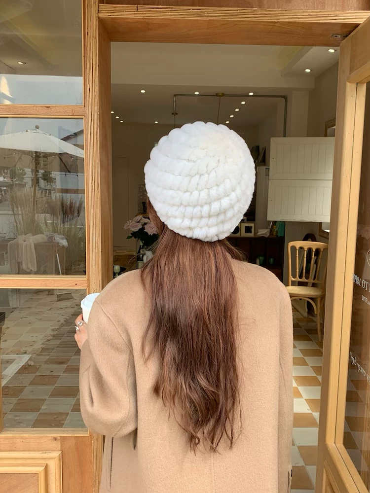 Keep warm knitted knitted hat with hood, increased thickness