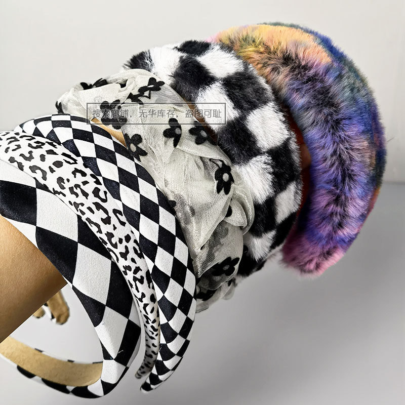 (High Skull Top Headband - Super Cute) Fashionable Soft Cute Plaid Personality Niche High-end Hairpin Hair Accessories Trend