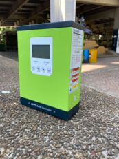Зарядное устройство 十年老店 13种颜色太阳能控制器mppt通用型12v24v36v48v60a全自动家用锂电池充电器