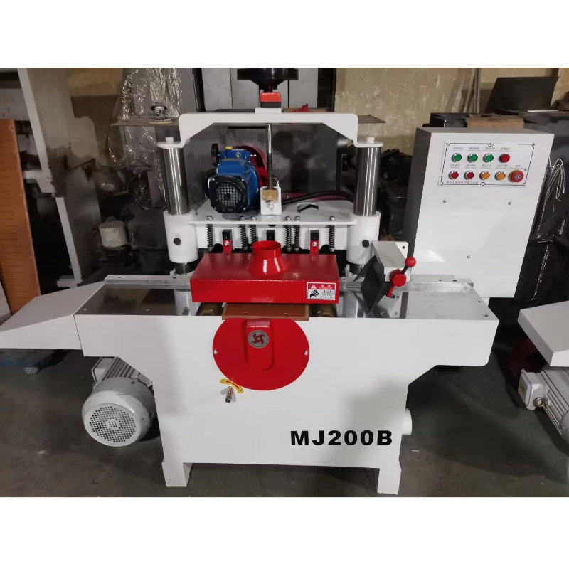 Wo Rui woodworking machinery 200 wide short material dry material wet material multi-piece sawing square splitting machine splitting machine splitting