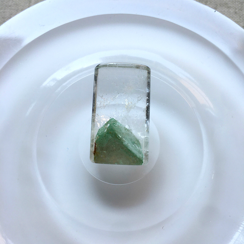 Natural Green Phantom Accessories, Random Pyramid Phantom Crystal Single Bead DIY Pendant Bracelet, Men's and Women's Jewelry Gift