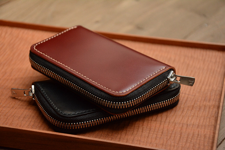 Pure hand leather leather carved HORWEEN CORDOVAN Holvin Koldova Horse Leather Zip Key Pack