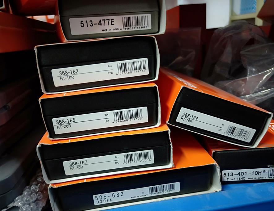 Mitutoyo three-point inner diameter micrometer Three-claw internal measuring ruler 368-162 164 165 167