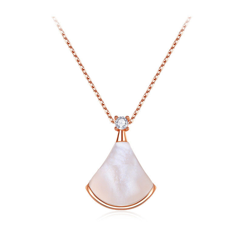 Small Fan-Shaped Imitation White Mother-Of-Pearl Necklace for Women, Light Luxury Niche Design Clavicle Chain, 2025 New Pendant