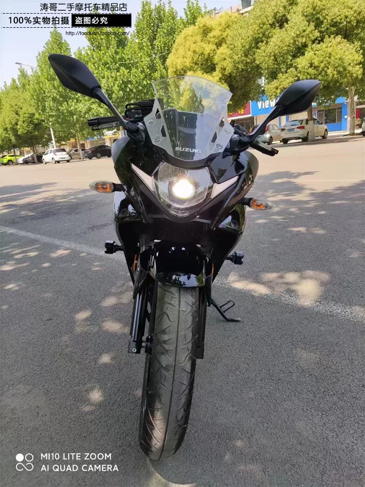 Мотоцикл Suzuki GSX250R 250 см³, ABS, водяное охлаждение — б/у, возможна окраска под заказ