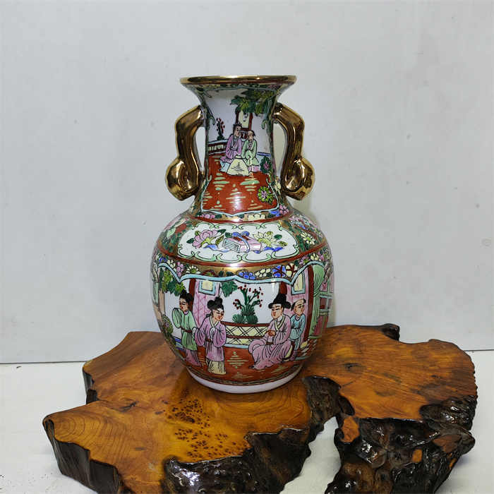 中国清末時代 粉彩 素三彩四方花瓶 中国清末時代 粉彩 素