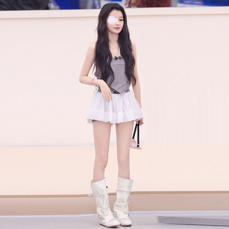 Chengfeng 2026 Sun Yi Style Plaid Tube Top Slim Short Top Women's Waist-Cinching Hot Girl Tank Top A-Line Short Skirt