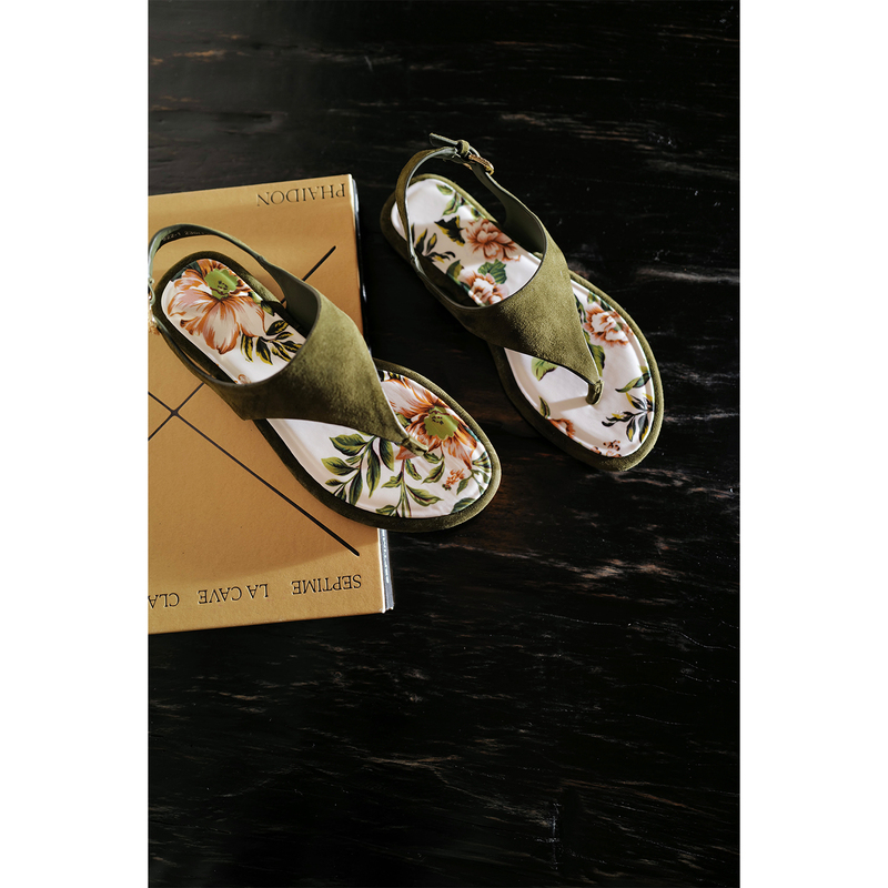 Peonies in the Pavilion｜National Flower Peony Canvas Sole Simple and Lightweight Commuting Flip-Flops