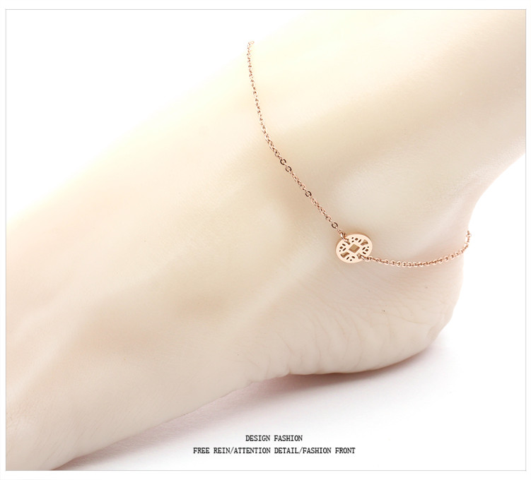 Phiên bản Hàn Quốc của 14K vàng hồng màu vàng vàng chân nữ chuyển đồng xu chuông đồng thời trang sức đơn giản không gây dị ứng quà tặng lắc chân nữ inox