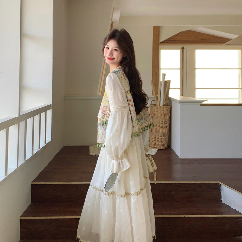 French Resort Style Outfit, Tassel Vest Dress Suit for Women, Early Spring Unique, Exquisite and Beautiful Long Skirt Two-Piece Set