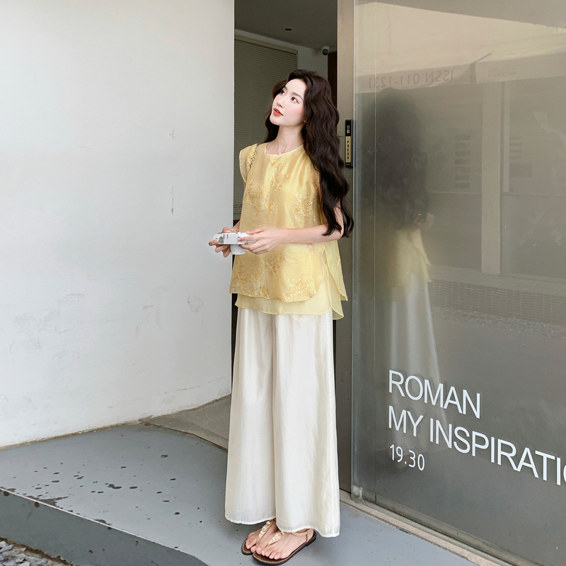 Yellow New Chinese-Style Embroidered Outfit for Women, Summer Slimming Mesh Patchwork Top and Wide-Leg Pants Two-Piece Set
