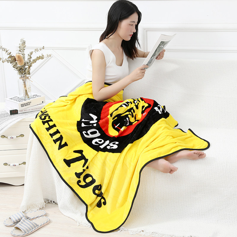 Clear cabin Flannel Velvet Small Hair Blanket Single Afternoon Nap Blankets Thin summer Coral Suede Small Quilt Sofa Printed Blanket